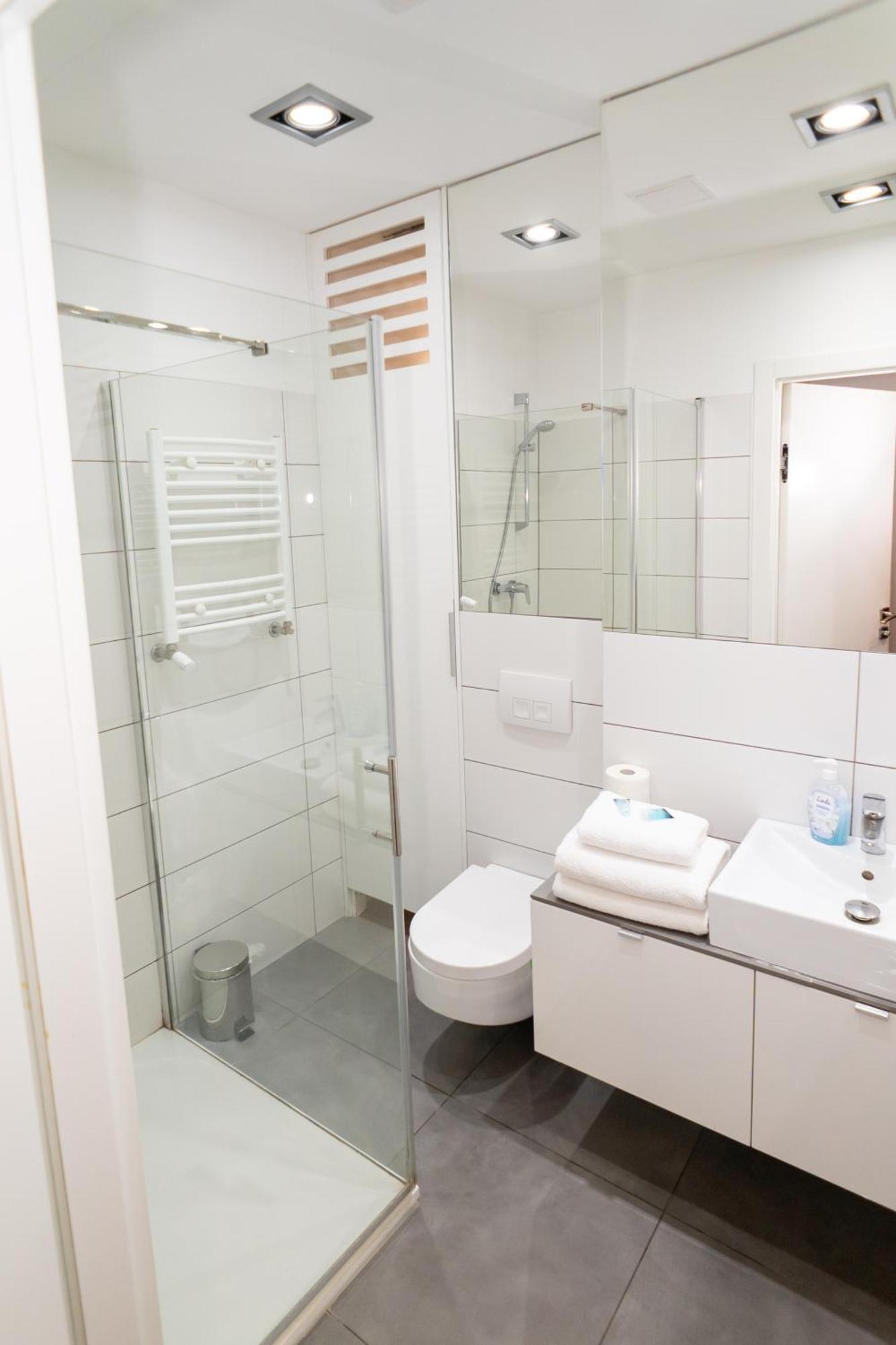 Apartamenty Triton Park Varsovia Exterior foto