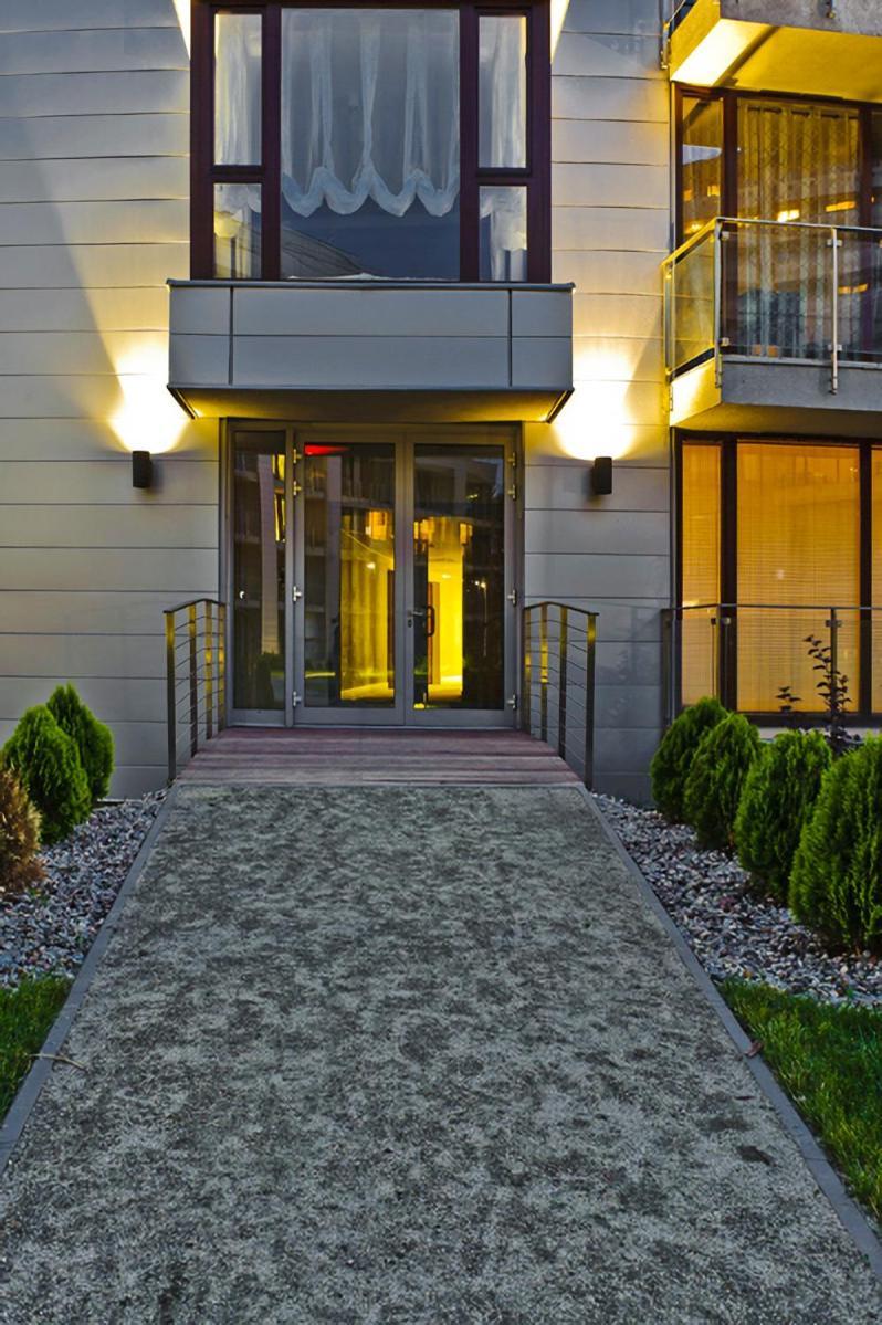 Apartamenty Triton Park Varsovia Exterior foto