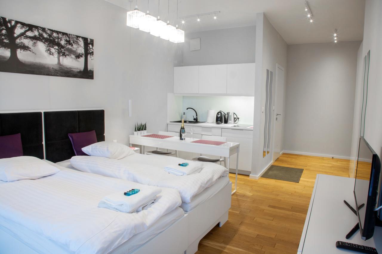 Apartamenty Triton Park Varsovia Exterior foto